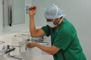 Профессиональная (хирургическая) обработка рук